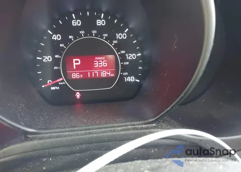 2017 Kia Soul z USA, uszkodzony, nr VIN KNDJN2A26H7881078